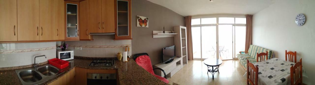 Apartamento En Primera Linea De Mar Sant Carlos de la Ràpita Exterior foto