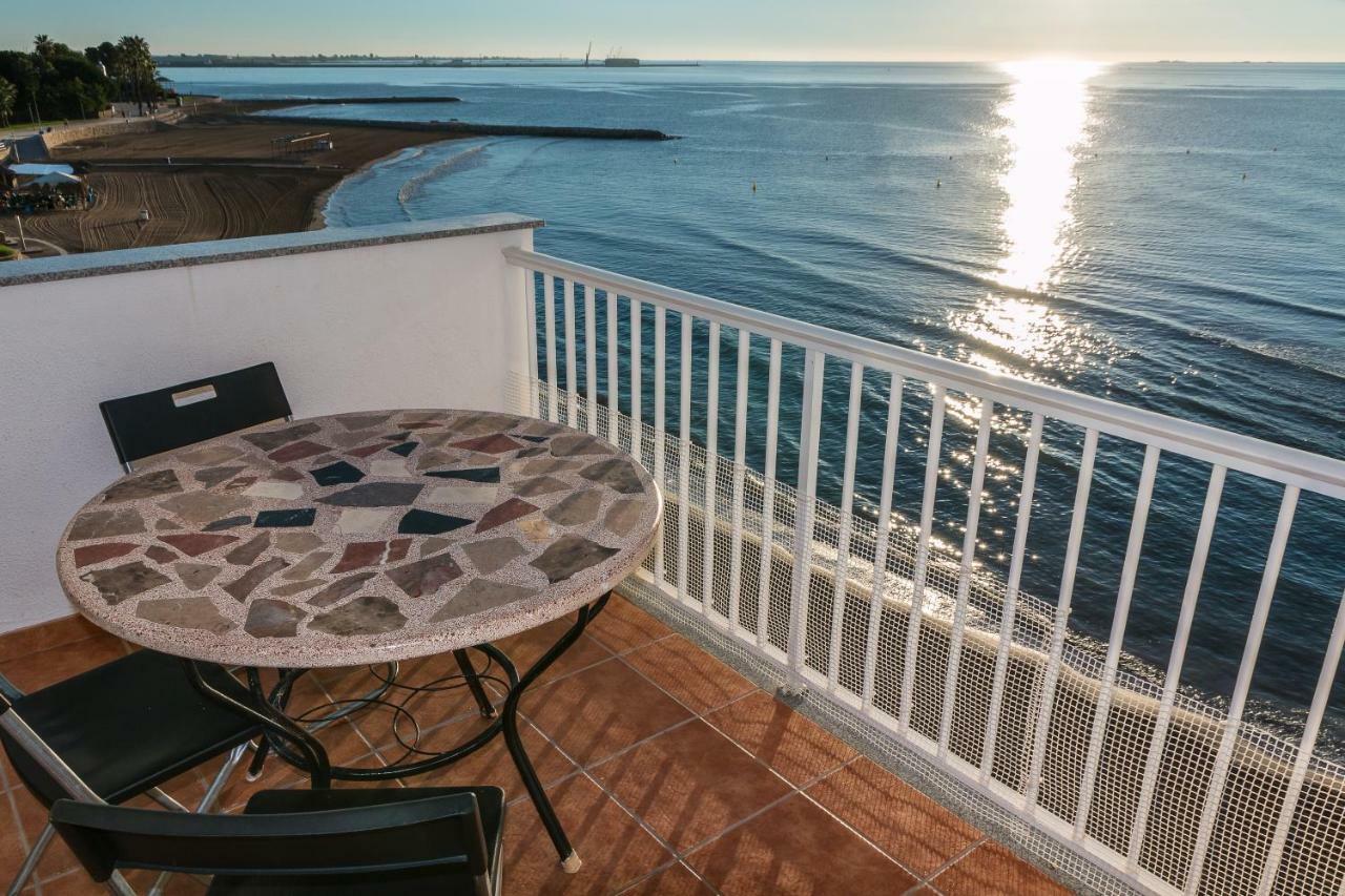 Apartamento En Primera Linea De Mar Sant Carlos de la Ràpita Exterior foto